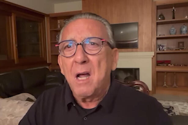 Galvão Bueno, durante comentário no Canal GB, sobre a derrota da Seleção Brasileira
