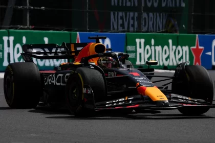 Max Verstappen durante uma corrida de F1