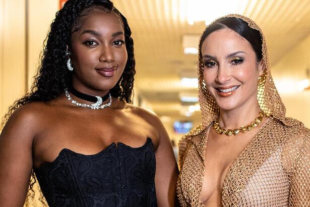 IZa e Claudia Leitte se encontram nos bastidores do Domingão com Huck