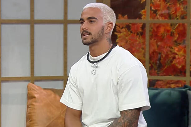 Yuri durante a noite de eliminação em A Fazenda