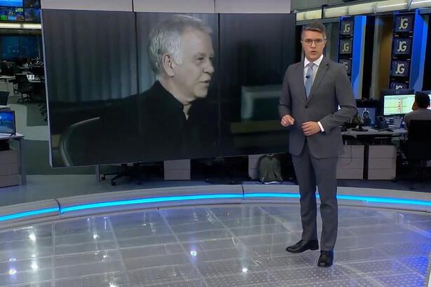 Nelson Motta no telão do Jornal da Globo