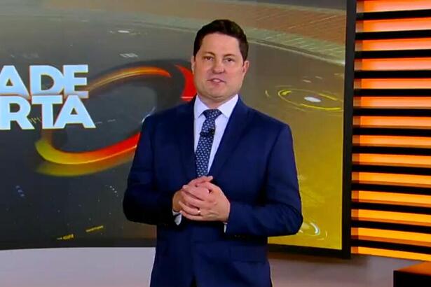 Eleandro Passaia no estúdio do Cidade Alerta