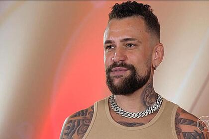 Vinicius Rodrigues na chamada do BBB 24