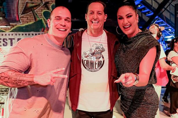 Benja e Helen Ganzaroli no palco do É Tudo Nosso