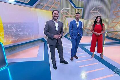 Darlisson Dutra, Felipe Malta e Daniele Brandi no novo cenário do Primeiro Impacto no SBT