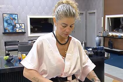 Cátia paganote na cozinha de a grande conquista