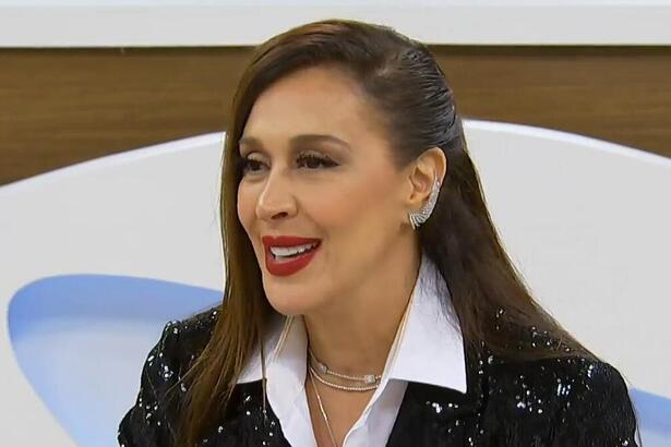 Claudia Raia em trecho da entrevista no Roda Viva