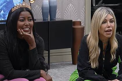 Edlaine e liziane delegando atividades na mansão de a grande conquista