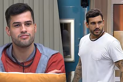 Kaio sorrindo no sofá com o uniforme da prova final do A Grande Conquista e Hadad andando pela cozinha já sem o uniforme