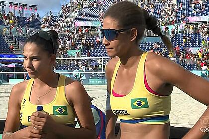Duda e Ana Patrícia em entrevista após vitória no vôlei de praia da Olimpíada
