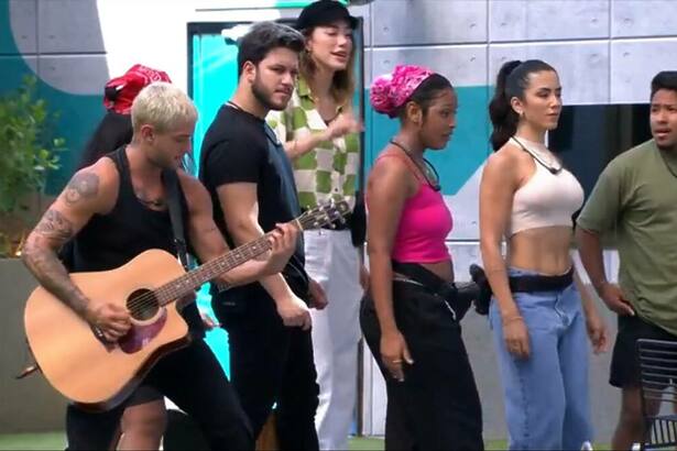 Evellin, Lucca, MC Mayarah, Nick, Nicole, Rodrigo e Thália - atividade em trecho de atividade no Estrela da Casa