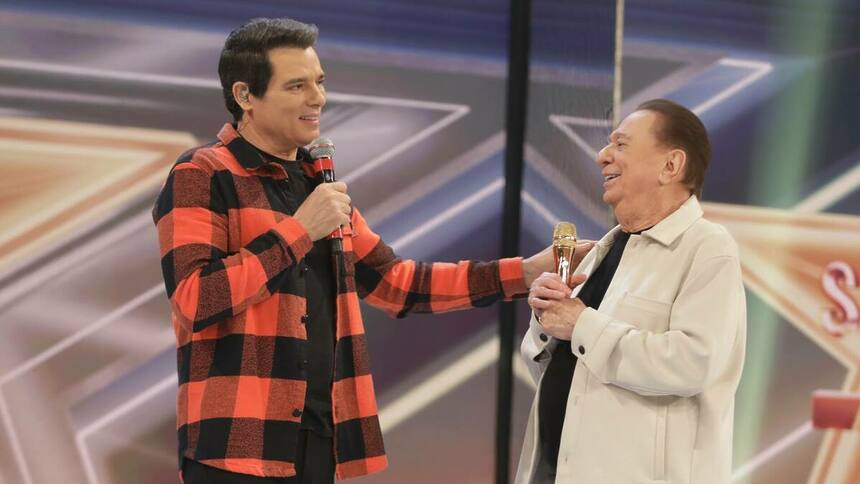 Celso Portiolli e Raul Gil no cenário do Programa Raul Gil