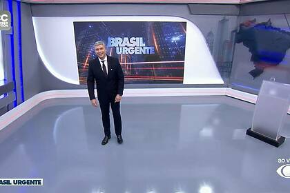 Joel Datena no centro do novo cenário do Brasil Urgente na Band