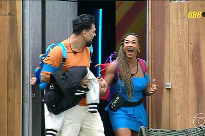 Aline e Vinicius em trecho da entrada no BBB 25