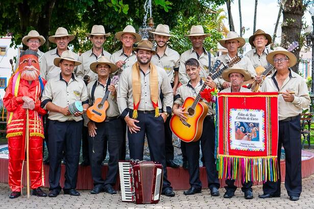 Foto do Grupo Folia de Reis