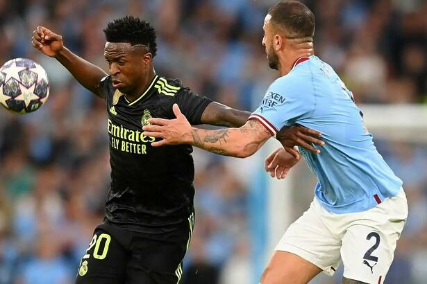 Vini Jr. em trecho de jogo Madrid x City pela Liga dos Campeões