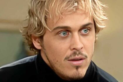 Alexandre (Guilherme Fontes) em trecho da novela A Viagem