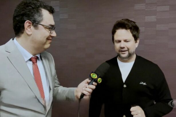 Correspondente internacional entrevista Selton Mello