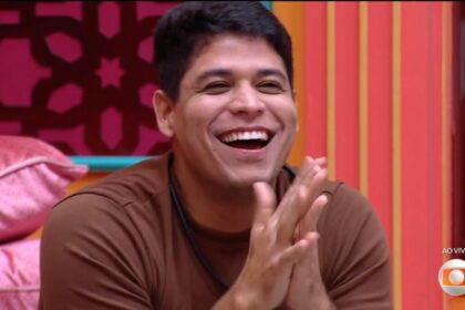 Guilherme sorrir e une as mãos ao comemorar consagração na final do bbb 25