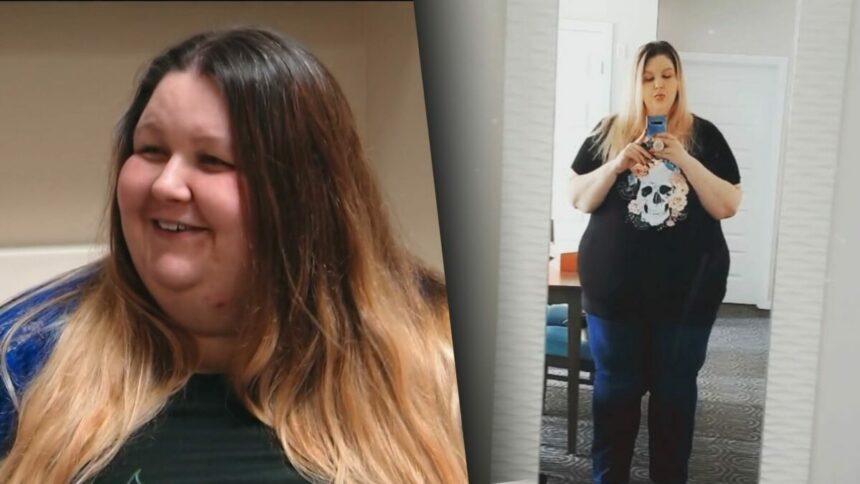 Maja muito obesa, com 313 quilos, sorrindo em cena do Quilos Mortais. Na segunda foto Maja em 2022, bem mais magra, tira foto em frente a um espelho