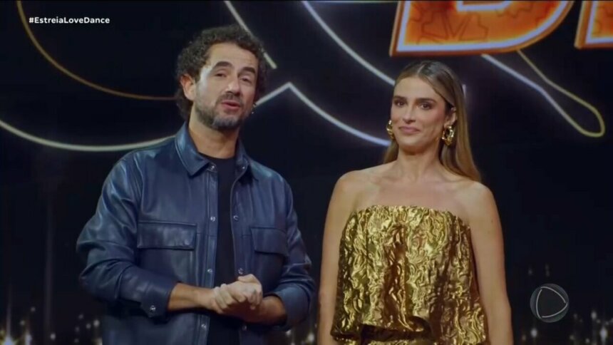 Felipe Andreoli e Rafa Brites em trecho da estreia do Love e Dance