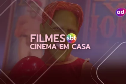 Homem com máscara de cor verde no rosto, na arte do Cinema em Casa no SBT