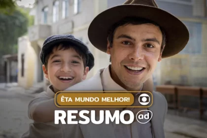 Candinho (Sergio Guizé) e Samir (Davi Malizia) sorridentes na arte do resumo de Êta Mundo Melhor!