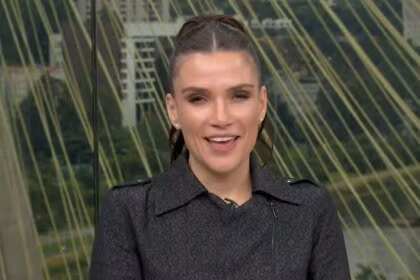 Sabina Simonato sorridente em trecho de participação no Bom Dia Brasil