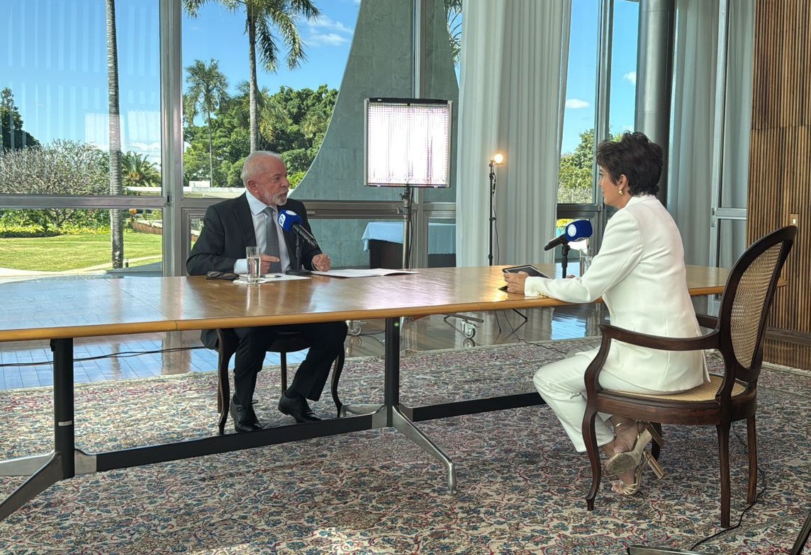 Lula e Christina Lemos, frente a frente, em trecho de entrevista para o Jornal da Record