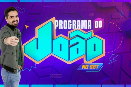 João Silva na arte de divulgação, com o logo, do Programa do João