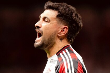 Arrascaeta em trecho do Flamengo x Inter pela Libertadores