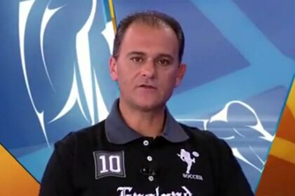 Marcelo Bianconi em trecho do programa RedeTV Esporte