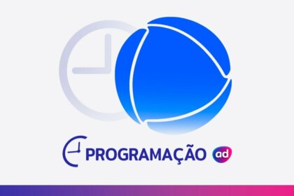 O logo da Record News ao lado de um ícone de relógio, com o título "Programação" em cinza na parte inferior.
