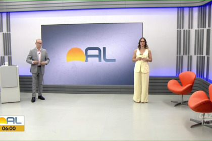 Gilvan Nunes e Sofia Sepreny no cenário do Bom Dia Alagoas da TV Gazeta