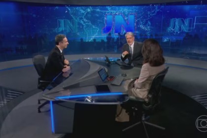 César Tralli, Willian Bonner e Renata Vasconcellos na bancada do Jornal Nacional