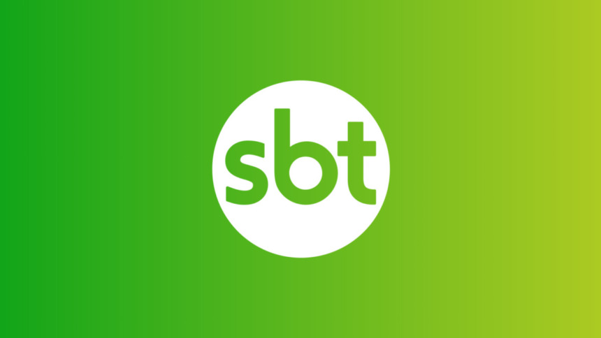 Logo do SBT em fundo ver indicando transmissões da Copa do Mundo