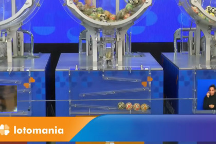 Bolas da Lotomania pronta pare descerem no globo do sorteio
