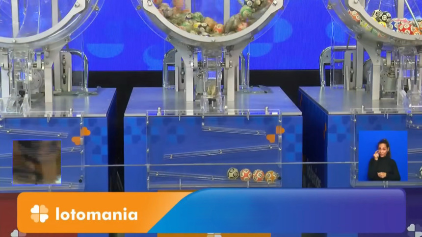 Bolas da Lotomania pronta pare descerem no globo do sorteio