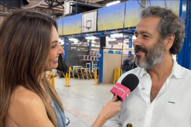 Patricia Poeta e Marcos Palmeira em trecho do Encontro no centro de efeitos especiais nos Estúdios Globos