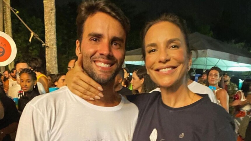 Daniel Cady e Ivete Sangalo abraçados e sorridentes