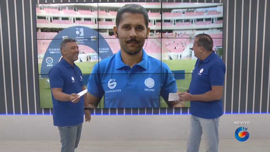 Rodrigo Raposo e Roberto Nascimento no estúdio da TV Guararapes RECORD pouco antes do início da transmissão da Final do Pernambucano Série A2