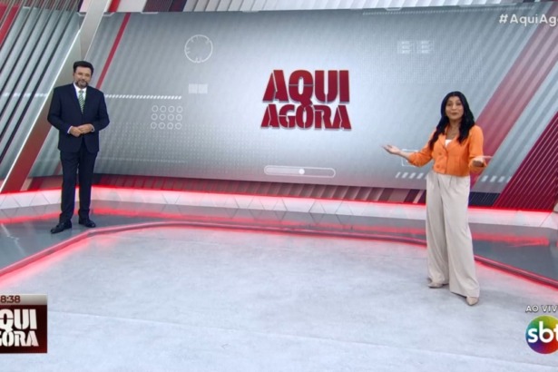 Geraldo Luís ao lado de Daniele Brandi no novo cenário do Aqui Agora