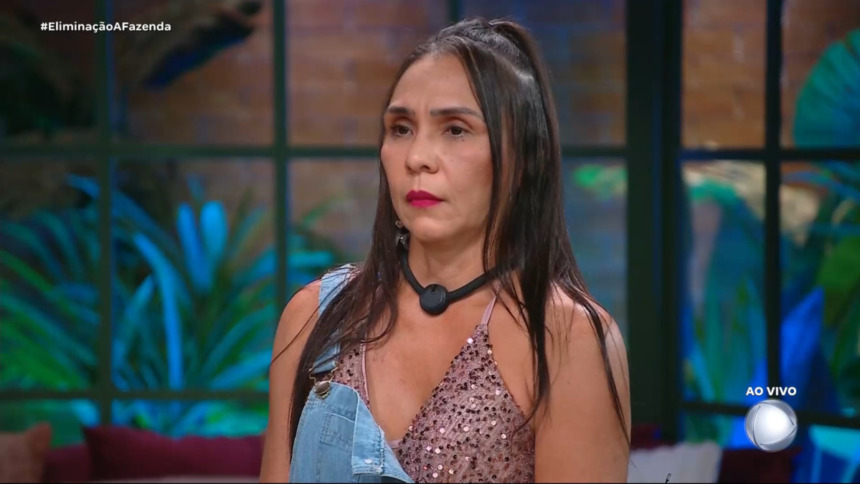 Yoná em trecho da noite de eliminação em A Fazenda