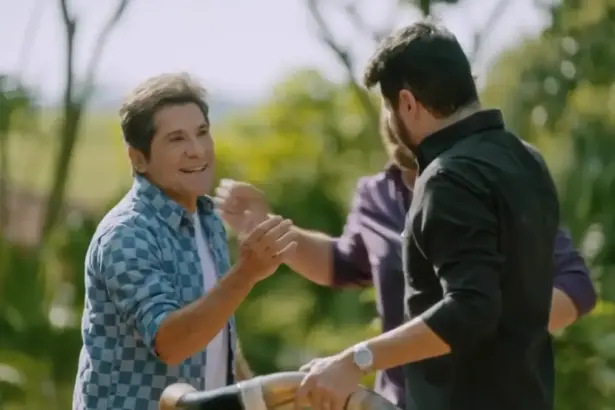 Daniel cumprimenta Zé Neto e Cristiano na Fazenda do Viver Sertanejo