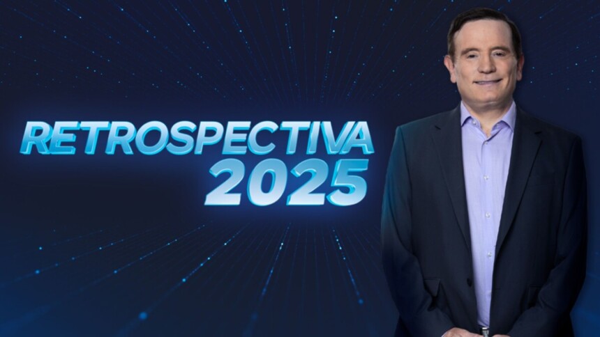 Roberto Cabrini ao lado do logo da Retrospectiva 2025 na RECORD