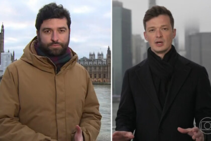 Rodrigo Carvalho divide tela com Felipe Santana em transmissão da Globo. Ambos estão com roupas de frio
