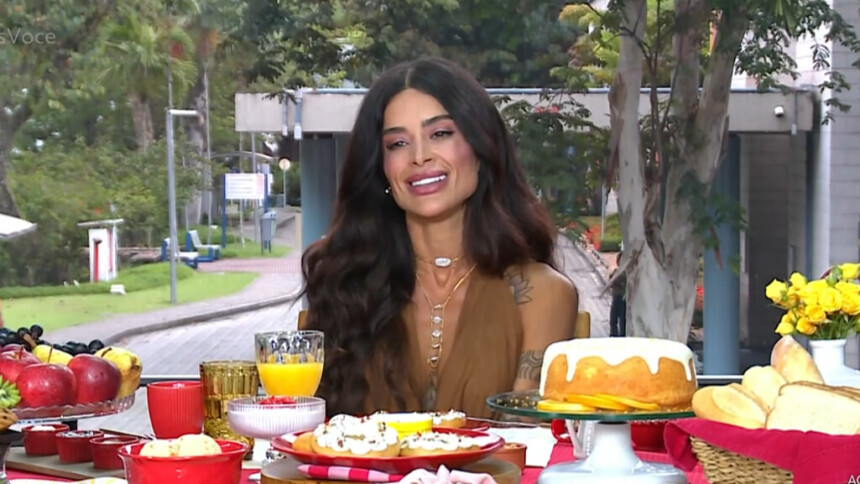 Aline Campos em trecho do Café com o Eliminado do BBB 26 no Mais Você