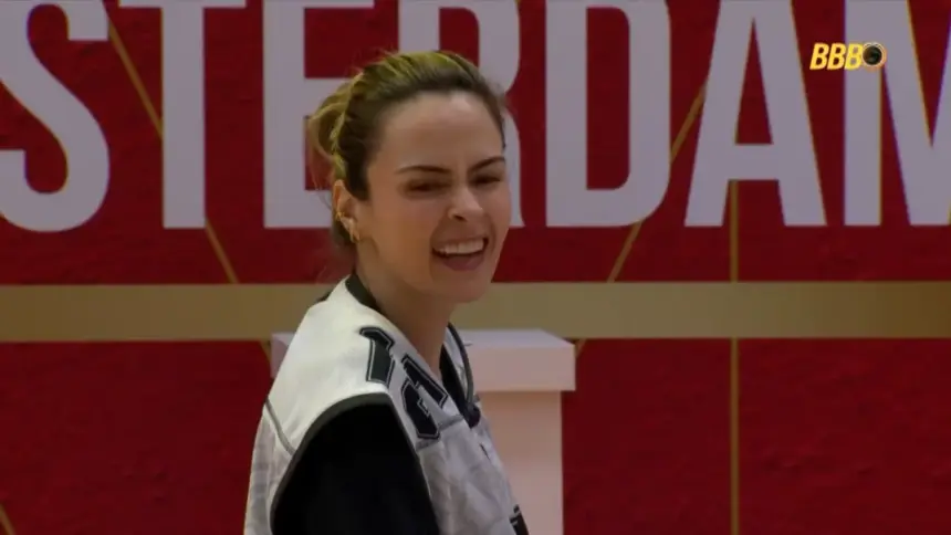 Ana Paula sorrindo após perder a Prova do Anjo do BBB 26