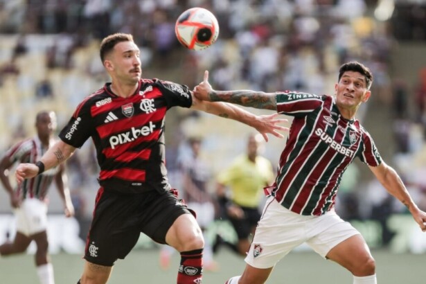 Jogadores de Flamengo e Fluminense na final do Carioca 2025