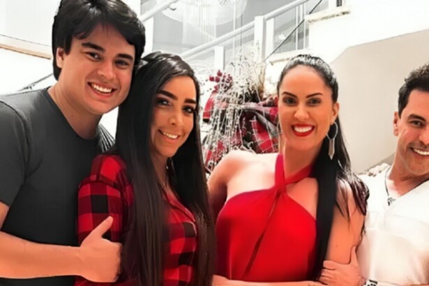 Zezé, Graciele, Igor e Amabylle posando juntos